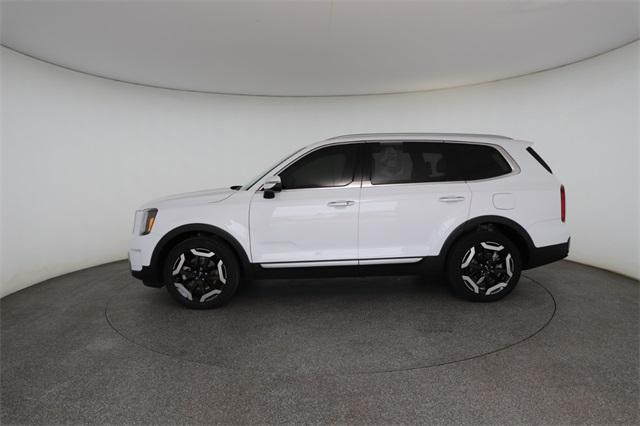 used 2023 Kia Telluride car, priced at $33,093