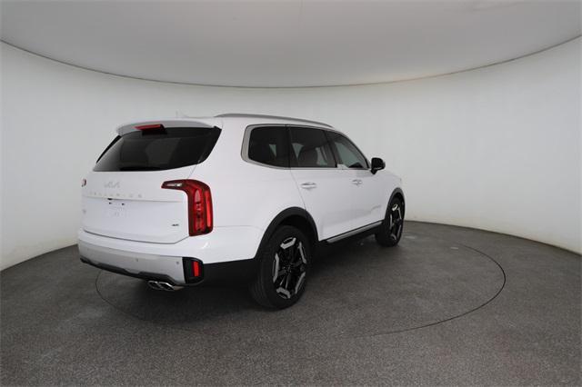 used 2023 Kia Telluride car, priced at $33,093