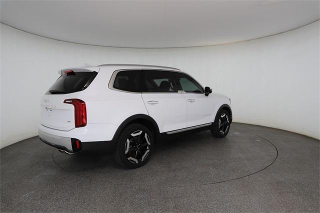 used 2023 Kia Telluride car, priced at $33,093