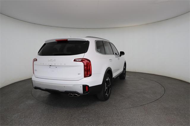 used 2023 Kia Telluride car, priced at $33,093