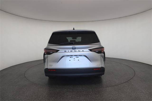used 2023 Toyota Sienna car, priced at $38,093