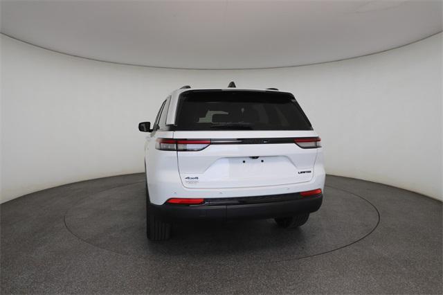 used 2023 Jeep Grand Cherokee car, priced at $28,046