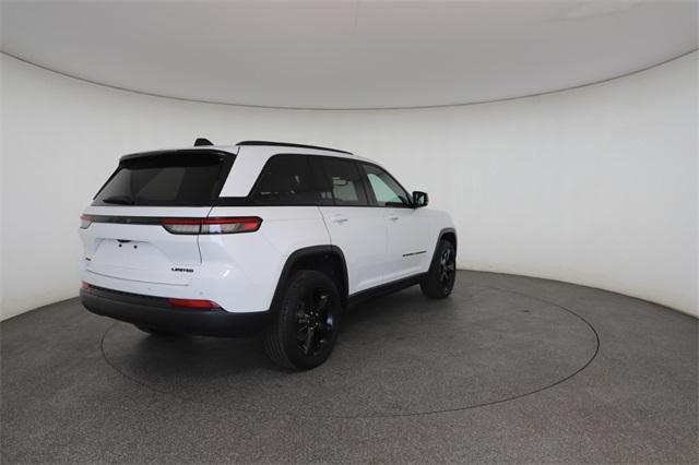 used 2023 Jeep Grand Cherokee car, priced at $28,046