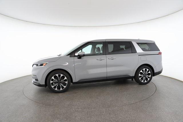 used 2024 Kia Carnival car, priced at $36,500