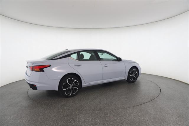 used 2023 Nissan Altima car, priced at $21,682
