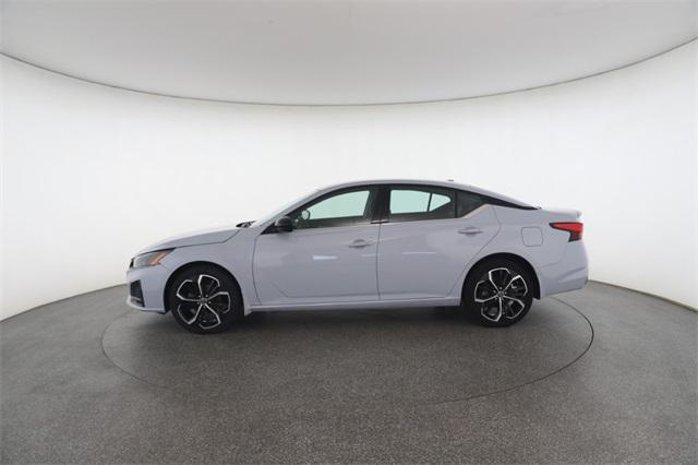 used 2023 Nissan Altima car, priced at $21,682