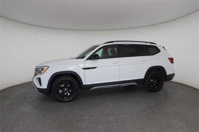 used 2025 Volkswagen Atlas car, priced at $40,642