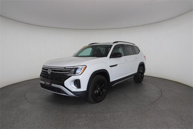 used 2025 Volkswagen Atlas car, priced at $40,642