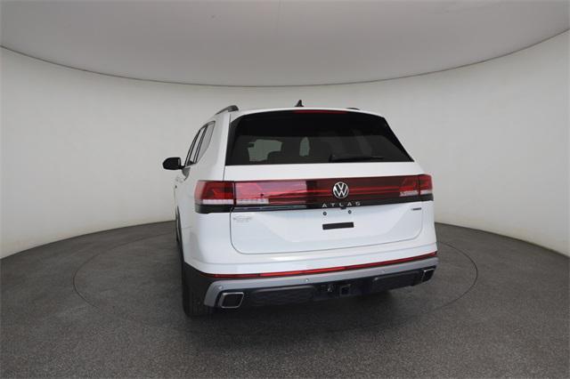 used 2025 Volkswagen Atlas car, priced at $40,642