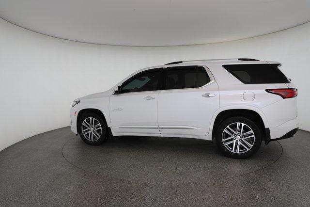 used 2024 Chevrolet Traverse car, priced at $43,248
