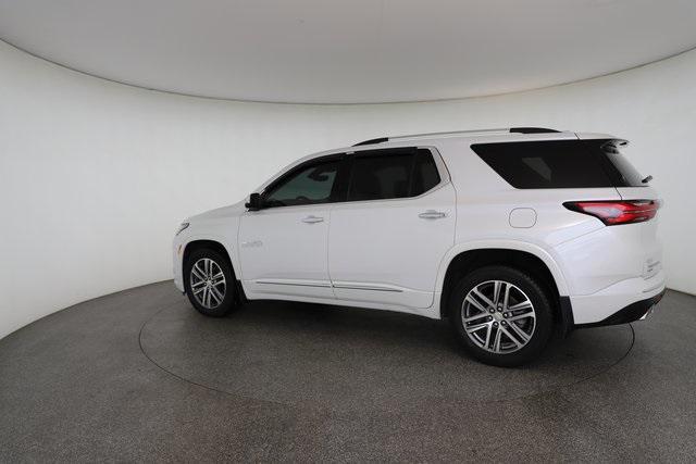 used 2024 Chevrolet Traverse car, priced at $43,248