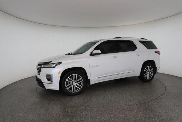 used 2024 Chevrolet Traverse car, priced at $43,248