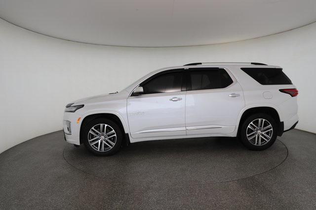 used 2024 Chevrolet Traverse car, priced at $43,248