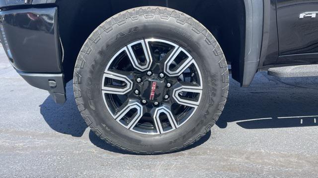 used 2022 GMC Sierra 2500 car, priced at $55,336