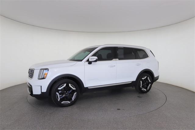 used 2023 Kia Telluride car, priced at $33,597