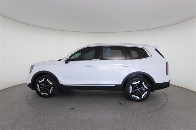 used 2023 Kia Telluride car, priced at $33,597