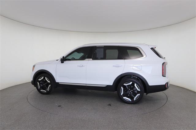 used 2023 Kia Telluride car, priced at $33,597