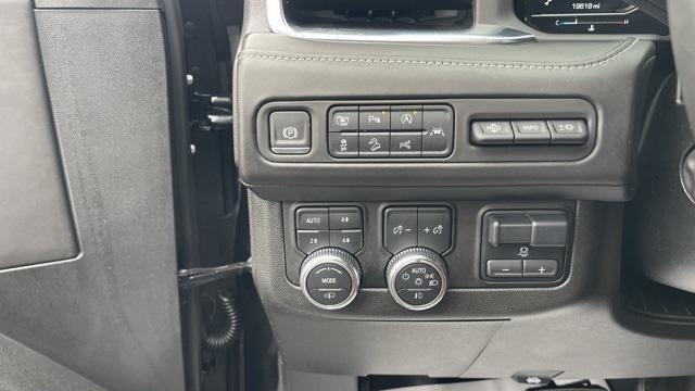 used 2024 GMC Yukon XL car, priced at $80,500