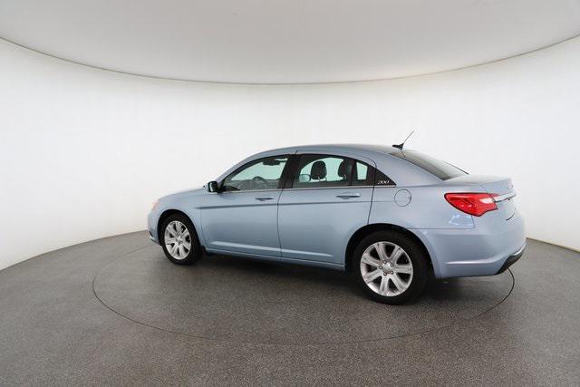used 2012 Chrysler 200 car, priced at $4,000