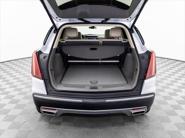 new 2025 Cadillac XT5 car, priced at $55,425