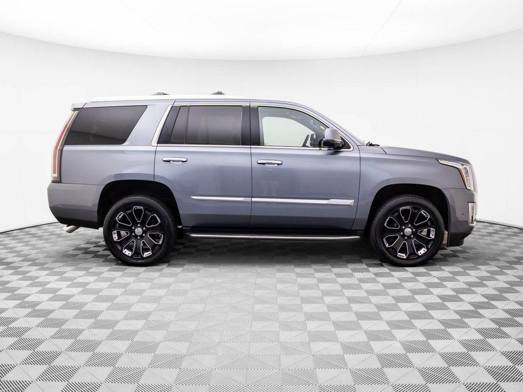 used 2020 Cadillac Escalade car, priced at $35,581