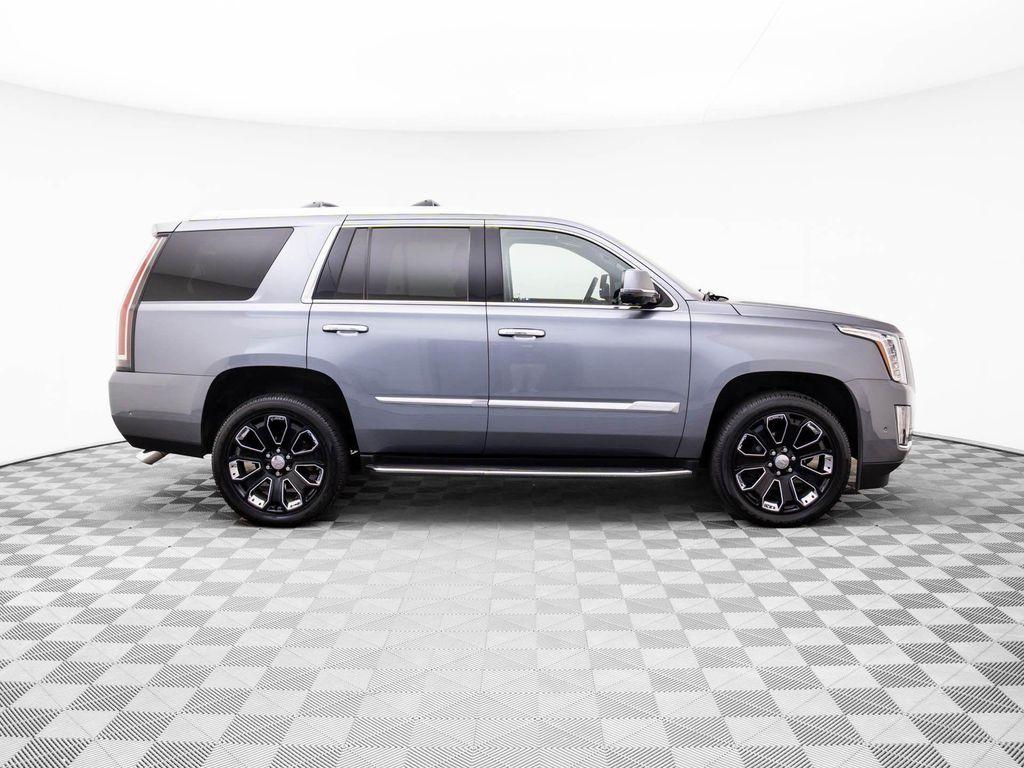used 2020 Cadillac Escalade car, priced at $35,581