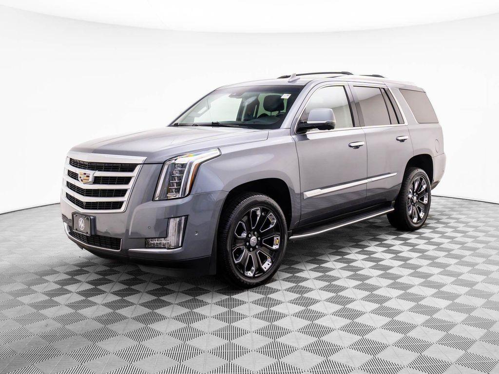 used 2020 Cadillac Escalade car, priced at $35,581