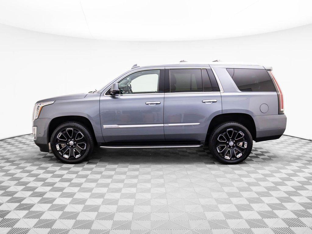 used 2020 Cadillac Escalade car, priced at $35,581