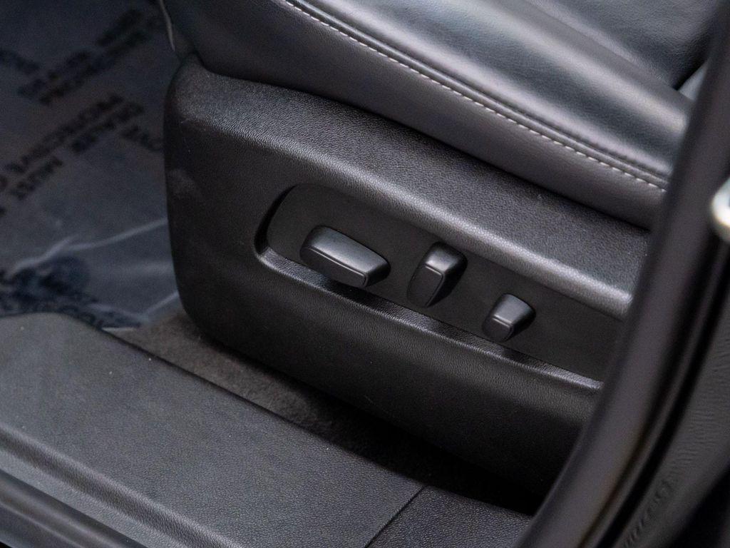 used 2023 Cadillac XT4 car, priced at $29,001