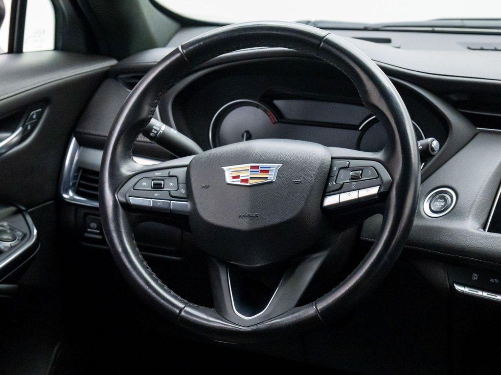 used 2023 Cadillac XT4 car, priced at $29,001