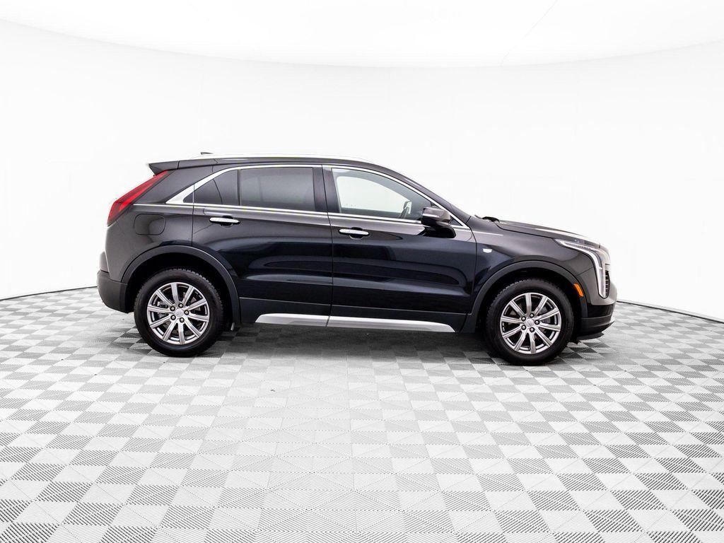 used 2023 Cadillac XT4 car, priced at $29,001