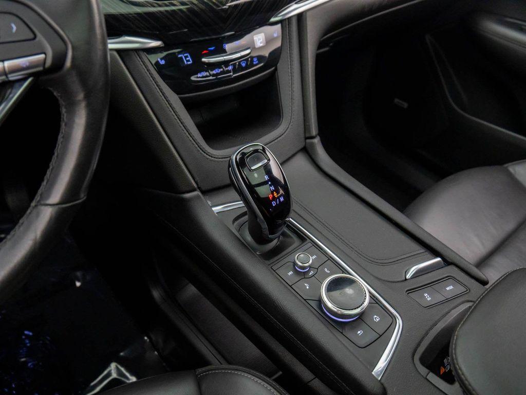 used 2022 Cadillac XT6 car, priced at $38,000