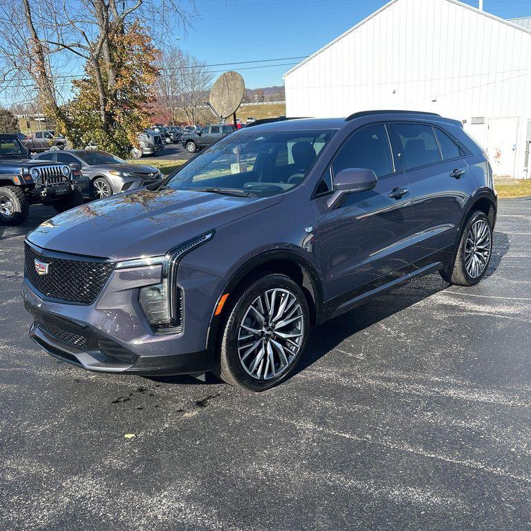 used 2024 Cadillac XT4 car, priced at $39,001