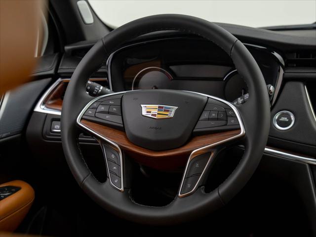 new 2025 Cadillac XT5 car, priced at $54,940