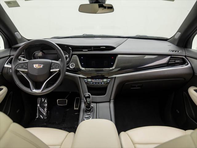 used 2023 Cadillac XT6 car, priced at $44,995