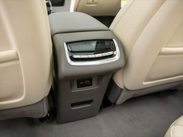 new 2025 Cadillac XT6 car, priced at $60,435
