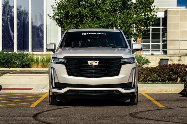 used 2016 Cadillac Escalade ESV car, priced at $30,995