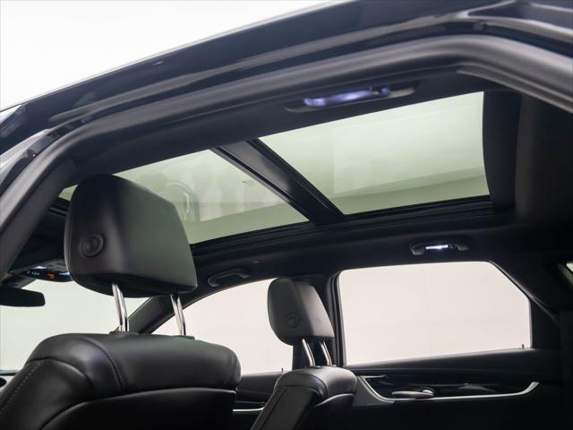 new 2025 Cadillac XT5 car, priced at $53,425