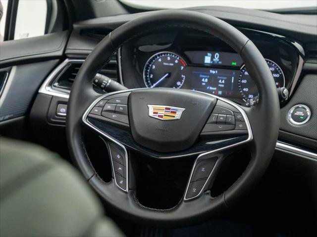 new 2025 Cadillac XT5 car, priced at $53,425