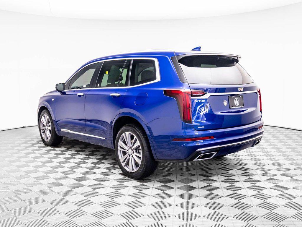 used 2023 Cadillac XT6 car, priced at $38,000