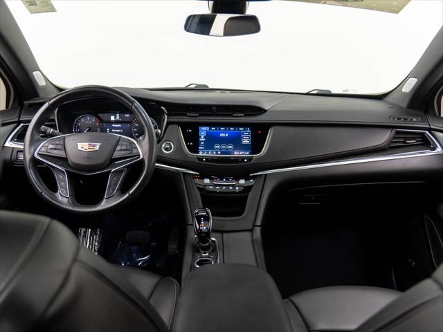 used 2022 Cadillac XT5 car, priced at $36,700