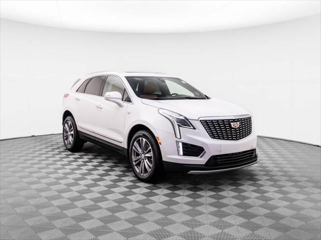 new 2025 Cadillac XT5 car, priced at $54,425