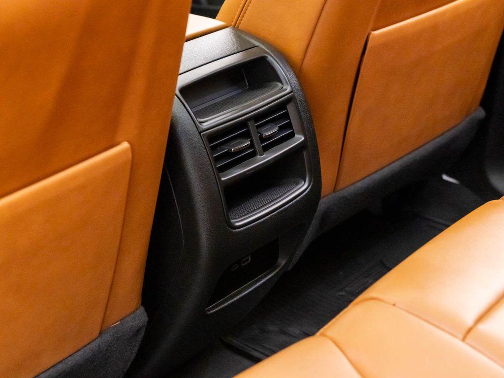 new 2025 Cadillac XT5 car, priced at $47,771