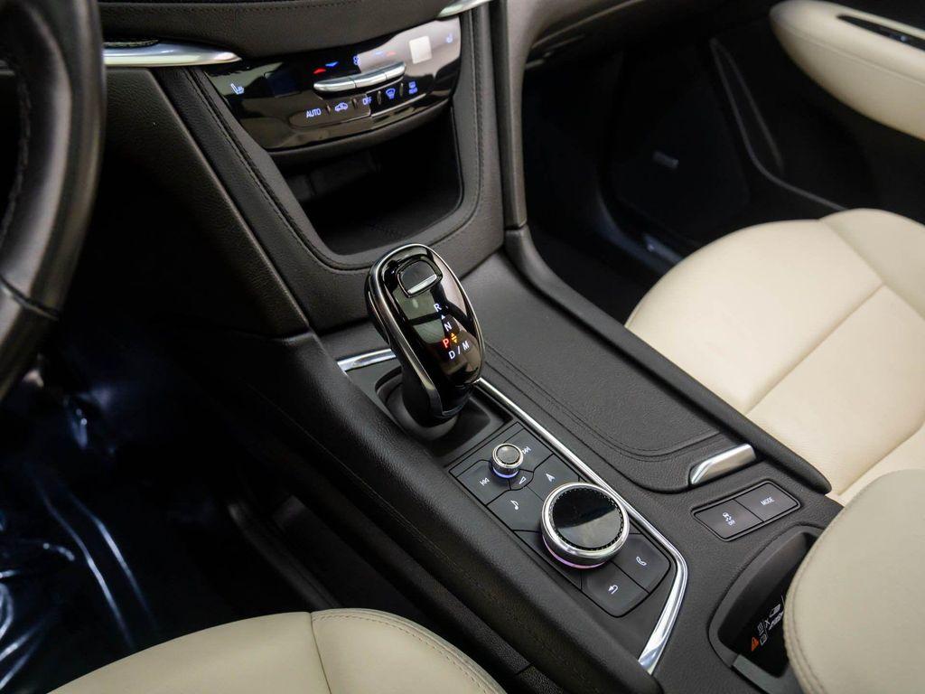 used 2022 Cadillac XT5 car, priced at $34,500