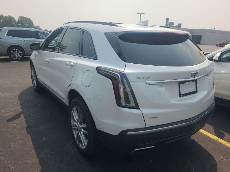 used 2022 Cadillac XT5 car, priced at $36,501