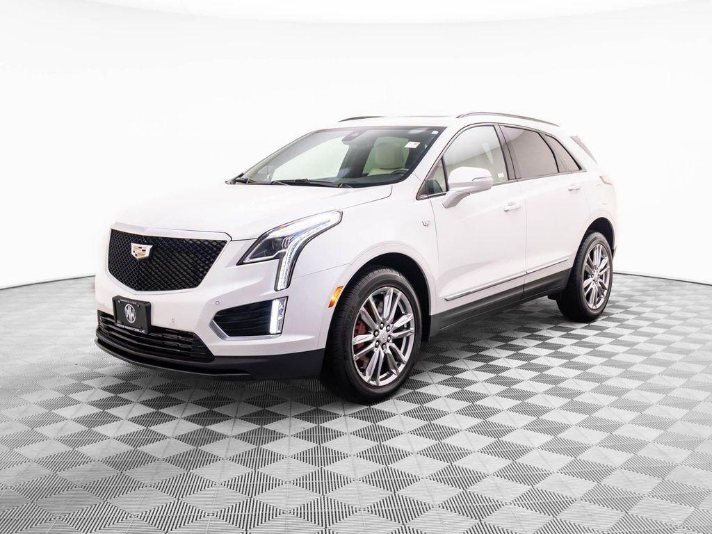 used 2022 Cadillac XT5 car, priced at $34,500