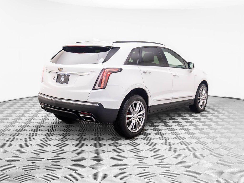 used 2022 Cadillac XT5 car, priced at $34,500