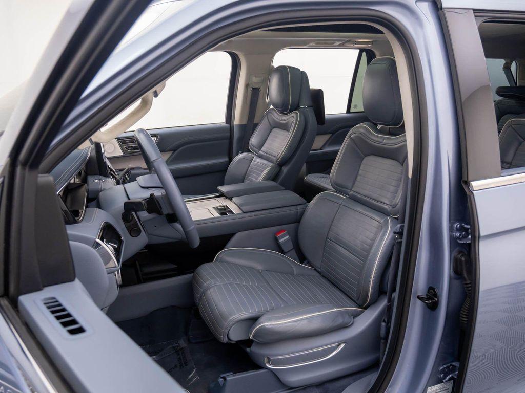 used 2020 Lincoln Navigator car, priced at $47,000