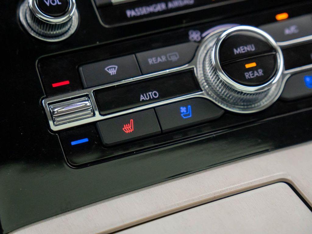 used 2020 Lincoln Navigator car, priced at $47,000