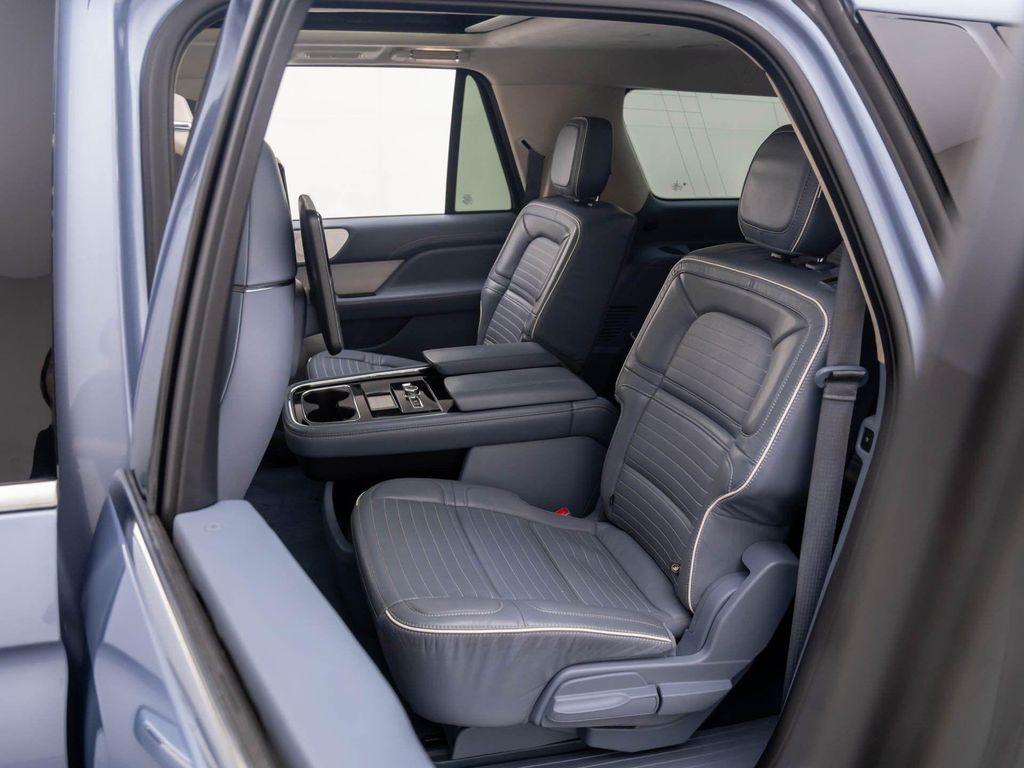 used 2020 Lincoln Navigator car, priced at $47,000